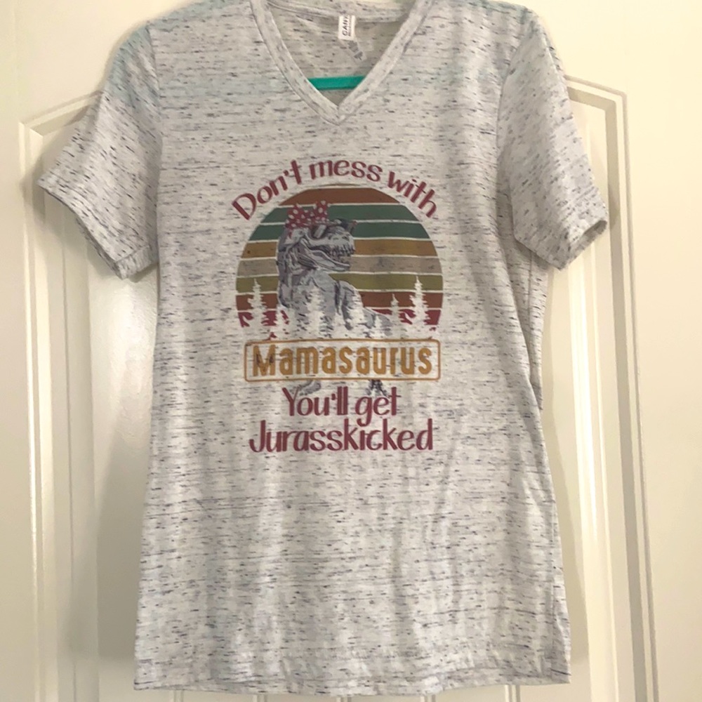 Mom dinosaur Small Tee